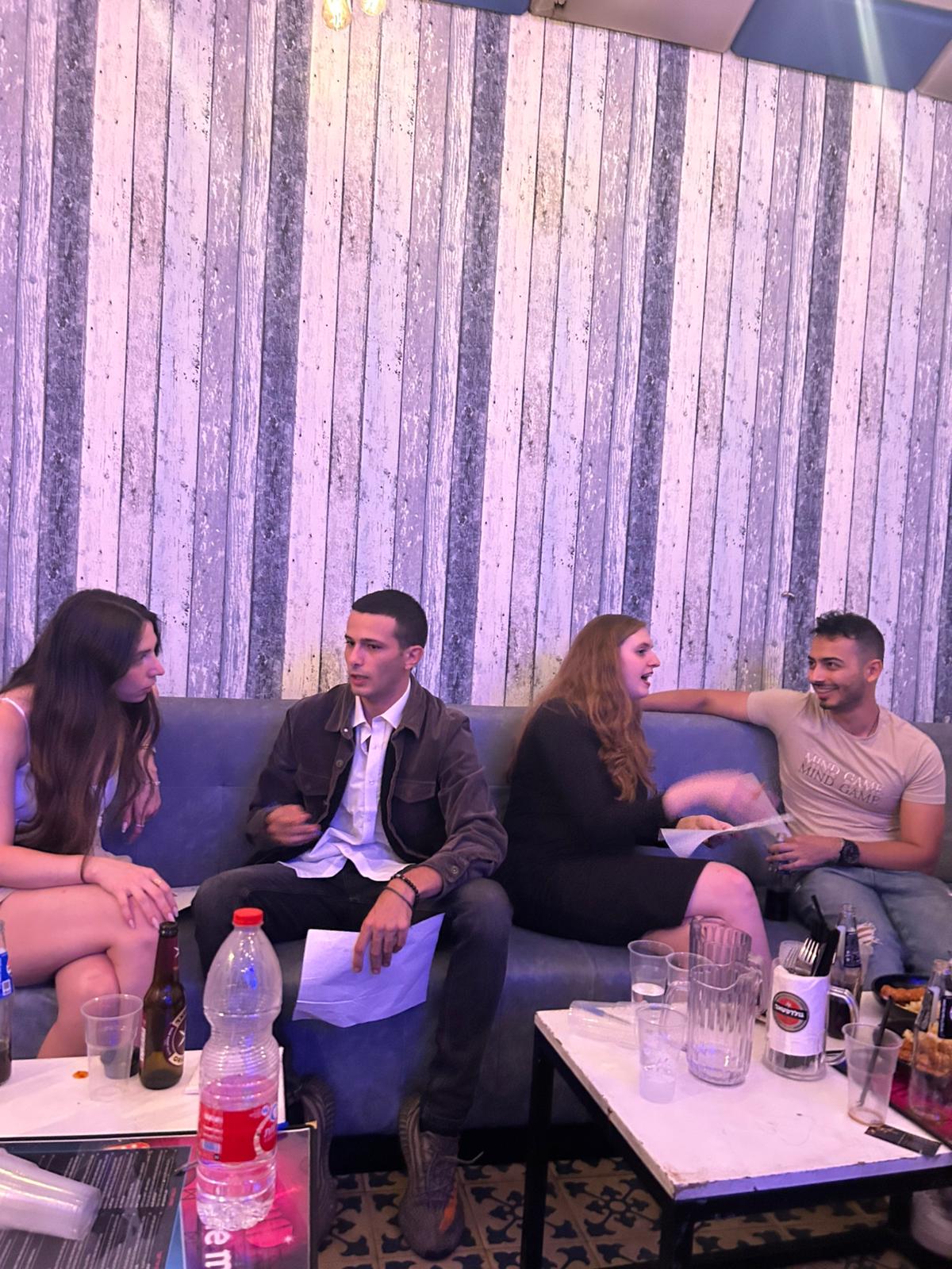 אווירה קלילה וכיפית באירוע